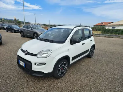 Usata Fiat Panda City Life 69 CV (50 kW) 2022 Bianco Utilitaria