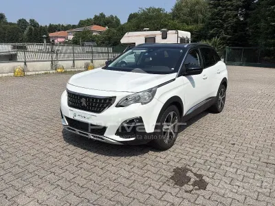 Usata Peugeot 3008 Allure 131 CV (96 kW) 2019 Bianco SUV