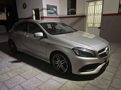Usata Mercedes A180 Executive 109 CV (80 kW) 2017 Berlina