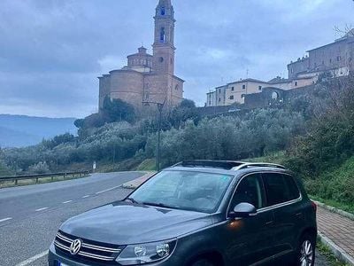 Usata VW Tiguan Trendline 122 CV (89 kW) 2015 Grigio SUV