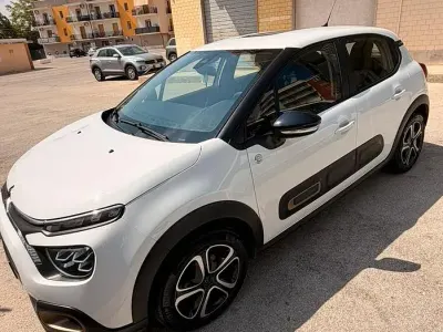 Usata Citroën C3 PureTech 83 CV (61 kW) 2022 Bianco Utilitaria
