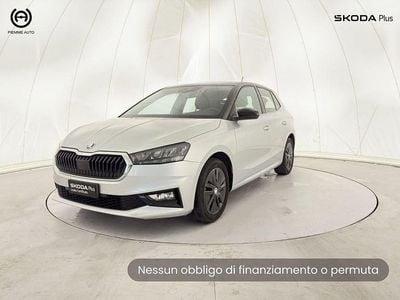 Usata Skoda Fabia Style 80 CV (58 kW) 2023 Argento tetto nero Utilitaria