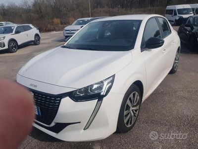 Usata Peugeot 208 100 CV (73 kW) 2023 Bianco Utilitaria