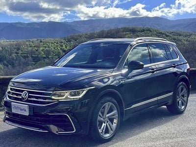 Usata VW Tiguan R-line 150 CV (110 kW) 2023 Nero SUV