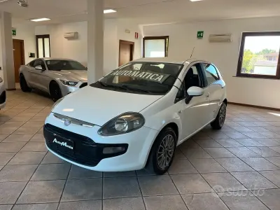 Usata Fiat Punto Evo Dynamic 77 CV (56 kW) 2011 Bianco Utilitaria