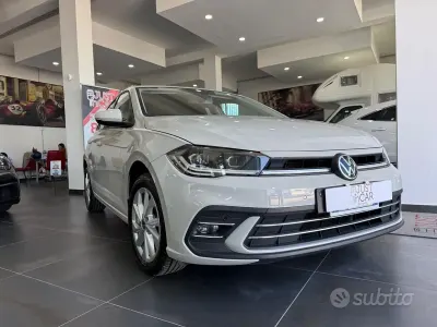 Usata VW Polo Style 95 CV (69 kW) 2022 Grigio Utilitaria
