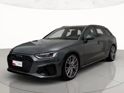 Usata Audi S4 Sport 341 CV (250 kW) 2023 Grigio daytona perlato Station wagon