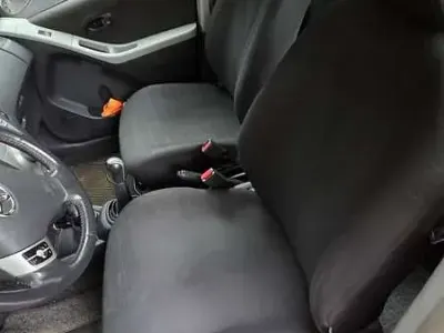 Usata Toyota Yaris Terra 69 CV (50 kW) 2005 Berlina