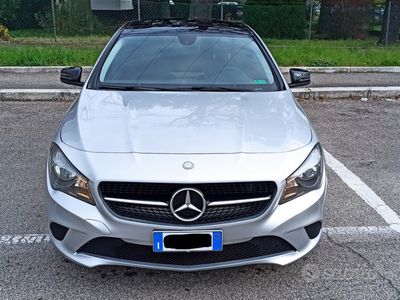 Mercedes CLA200