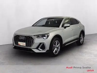 Usata Audi Q3 Sportback S-Line 150 CV (110 kW) 2024 Argento rugiada metallizzato SUV