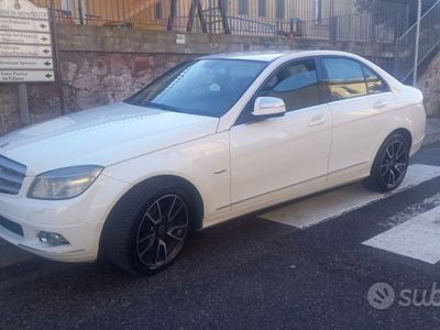 Mercedes C320