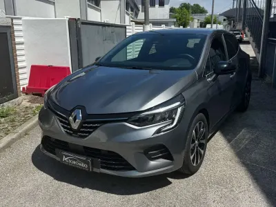 Usata Renault Clio V Techno 91 CV (66 kW) 2023 Other Berlina