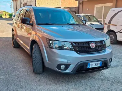 Usata Fiat Freemont Black Code 170 CV (125 kW) 2015 Argento SUV
