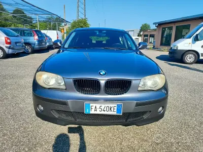 Usata BMW 116 122 CV (89 kW) 2010 Grigio Utilitaria