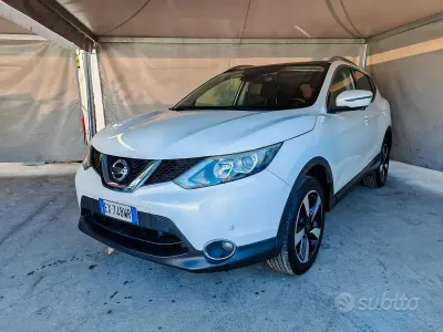 Usata Nissan Qashqai Visia 110 CV (80 kW) 2015 Bianco SUV