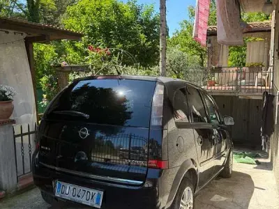 Usata Opel Meriva 75 CV (55 kW) 2007 Monovolume