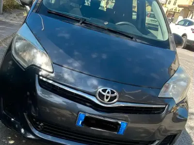 Gebraucht Toyota Verso-S 99 PS (72 kW) 2012 Van / Kleinbus