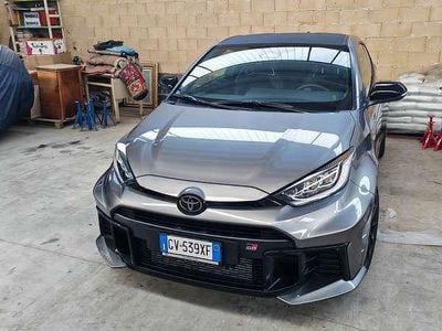 Usata Toyota Yaris 280 CV (205 kW) 2024 Utilitaria