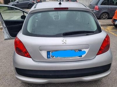 Usata Peugeot 207 70 CV (51 kW) 2007 Grigio Berlina