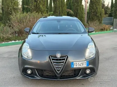 Occasion Alfa Romeo Giulietta Exclusive 105 ch (77 kW) 2014 Gris Citadine