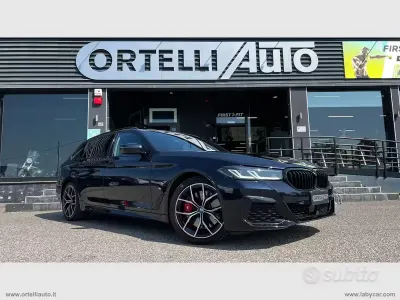 Usata BMW 530 Shadowline 249 CV (183 kW) 2022 Nero Station wagon