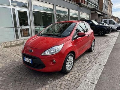 Usata Ford Ka Titanium 69 CV (50 kW) 2016 Rosso Berlina