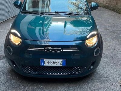 Usata Fiat 500e Icon 86 kW (118 CV) 2021 Verde Utilitaria