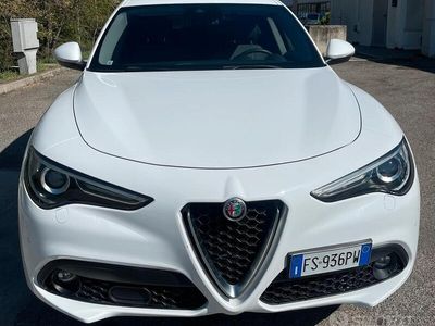 usata Alfa Romeo Stelvio Stelvio 2.2 Turbodiesel 180 CV AT8 RWD Business