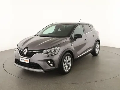 Usata Renault Captur Intens 158 CV (116 kW) 2021 Grigio SUV