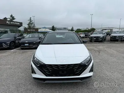 Novo Hyundai i20 2026 Branco Citadino