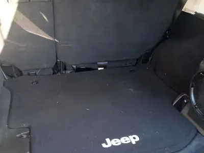 Usata Jeep Wrangler Unlimited Sahara 200 CV (147 kW) 2013 Nero SUV