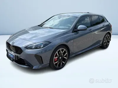 Usata BMW 118 M Sport 150 CV (110 kW) 2025 Grigio metallizzato Utilitaria