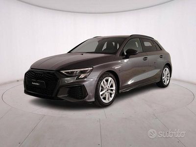 Usata Audi A3 S-Line 150 CV (110 kW) 2022 Grigio scuro Berlina