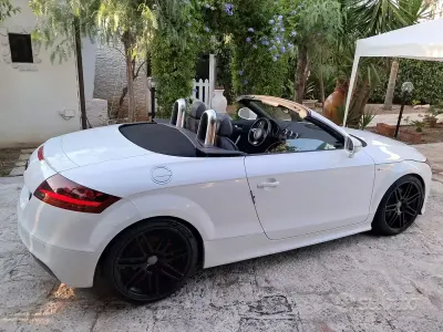 Usata Audi TT Roadster 170 CV (125 kW) 2012 Bianco Cabrio