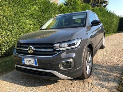 Usata VW T-Cross 95 CV (69 kW) 2019 Grigio SUV