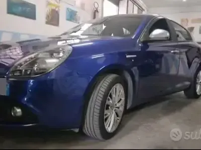 Usata Alfa Romeo Giulietta 120 CV (88 kW) 2017 Blu Utilitaria