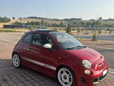 Usata Abarth 500 135 CV (99 kW) 2012 Rosso Berlina