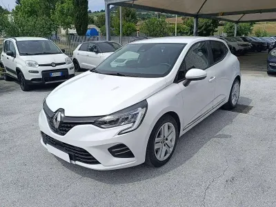 Usata Renault Clio V 101 CV (74 kW) 2020 Other Berlina