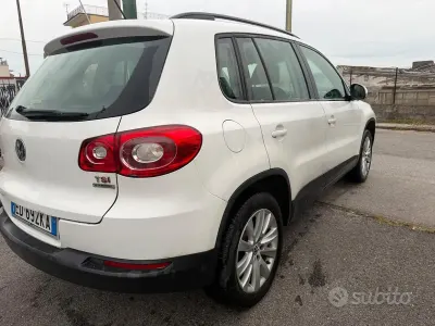 Usata VW Tiguan Trendline 150 CV (110 kW) 2010 Bianco SUV
