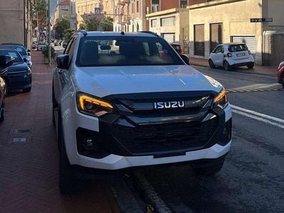 Nuova Isuzu D-Max 163 CV (119 kW) 2025 Blue biarritz Pick-up