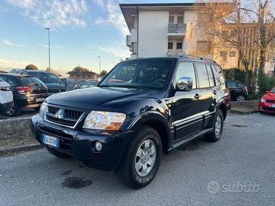 Usata Mitsubishi Pajero 160 CV (117 kW) 2003 Blu SUV