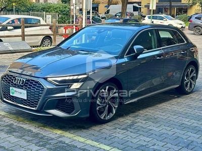 Usata Audi A3 Sportback S-Line 131 CV (96 kW) 2023 Grigio Utilitaria
