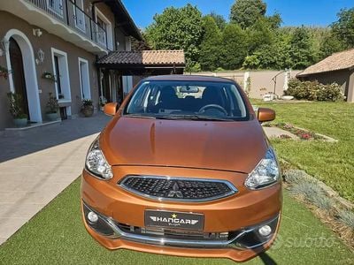 Usata Mitsubishi Space Star 71 CV (52 kW) 2020 Arancione Utilitaria
