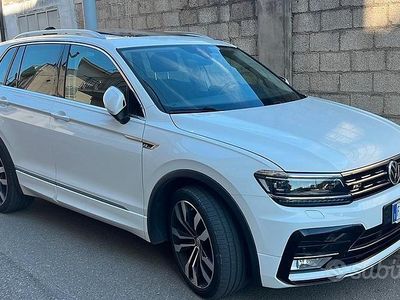 Usata VW Tiguan R-line 150 CV (110 kW) 2019 Bianco SUV