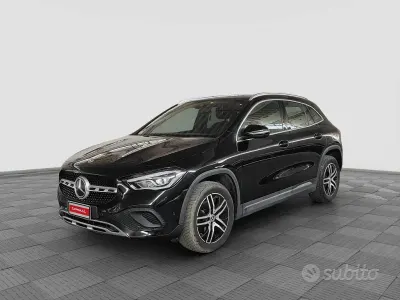 Usata Mercedes GLA200 150 CV (110 kW) 2021 Nero SUV