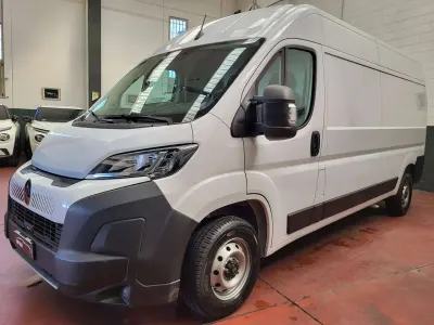 Usata Citroën Jumper 140 CV (102 kW) 2024 Bianco Monovolume