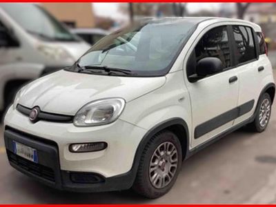 Usata Fiat Panda Street 69 CV (50 kW) 2022 Bianco Utilitaria