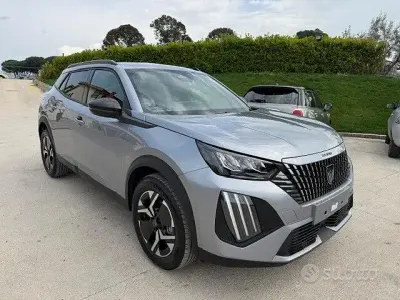 Nuova Peugeot 2008 Allure 100 CV (73 kW) 2025 Grigio SUV