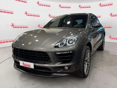 Usata Porsche Macan 250 CV (183 kW) 2015 Grigio SUV