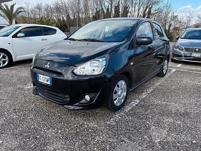 Usata Mitsubishi Space Star 71 CV (52 kW) 2016 Nero Utilitaria